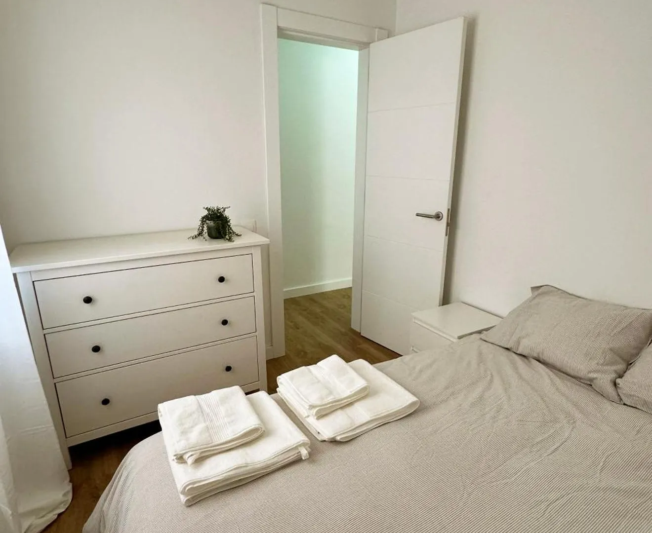 Barcelona A 20 Minutos En Piso Reformado Y Soleado Apartment Gava 0*,
